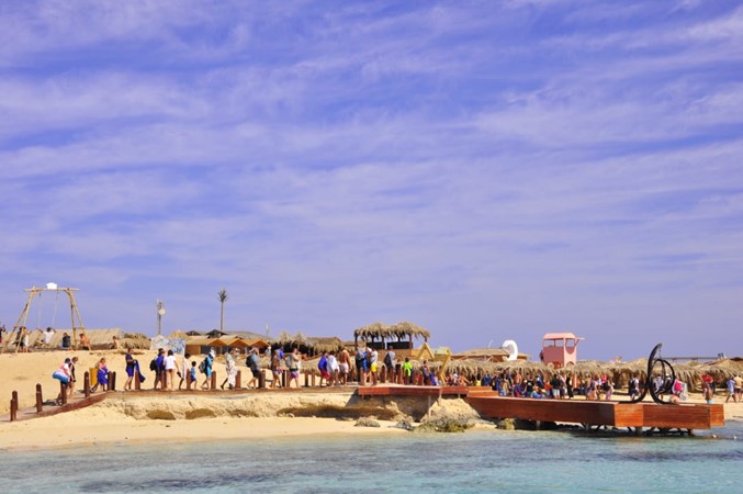 RED SEA DOPLHIN БАТИСКАФ+3,5ЧАCА НА О. ПАРАДАЙЗ $25